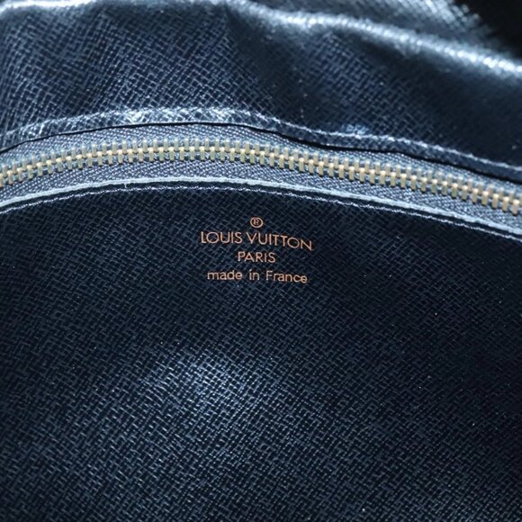 LOUIS VUITTON Epi Trocadero 27 Shoulder Bag Green LV Auth - Picture 12 of 16